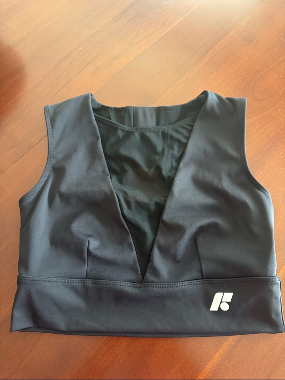 Black Athletic V-Neck Crop Top with Logo